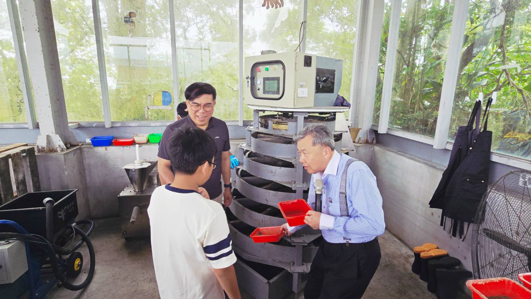 華固建設200人零碳植樹行動｜樂亞旅行社打造ESG永續旅遊標竿案例